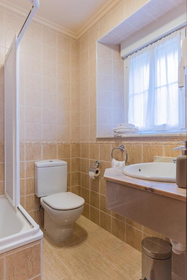 Hotel Y Apartamentos La Lonja Onís Εξωτερικό φωτογραφία
